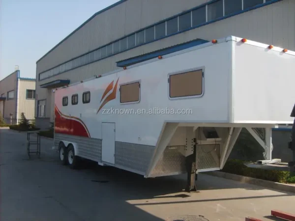 2023 Customized Gooseneck Horse Load Trailer with living Quarters Fiberglass Horse Float Trailers for Sale - Image 2