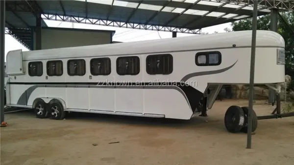 2023 Customized Gooseneck Horse Load Trailer with living Quarters Fiberglass Horse Float Trailers for Sale - Image 5