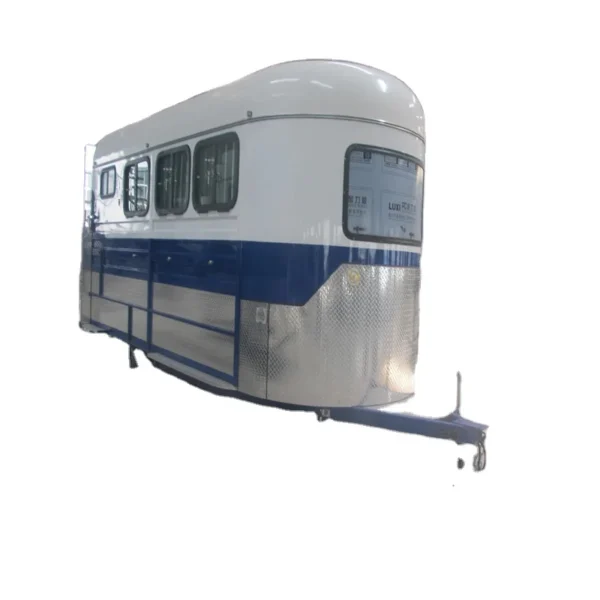 2021 Europe Standard 3 Horse Loading Trailer with CE Customized Horse Floats Camper Trailer with Living Quarter