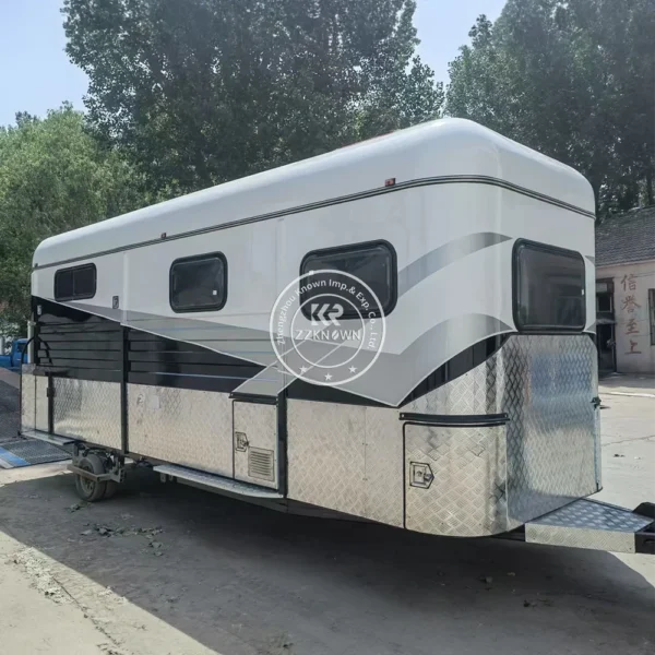 Horse Trailer Float with Roof Bed and Horse Yards Custom Deluxe Horse Carriage Trailer Added Caravan Door