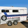 2021 Europe Standard 3 Horse Loading Trailer with CE Customized Horse Floats Camper Trailer with Living Quarter - Image 4
